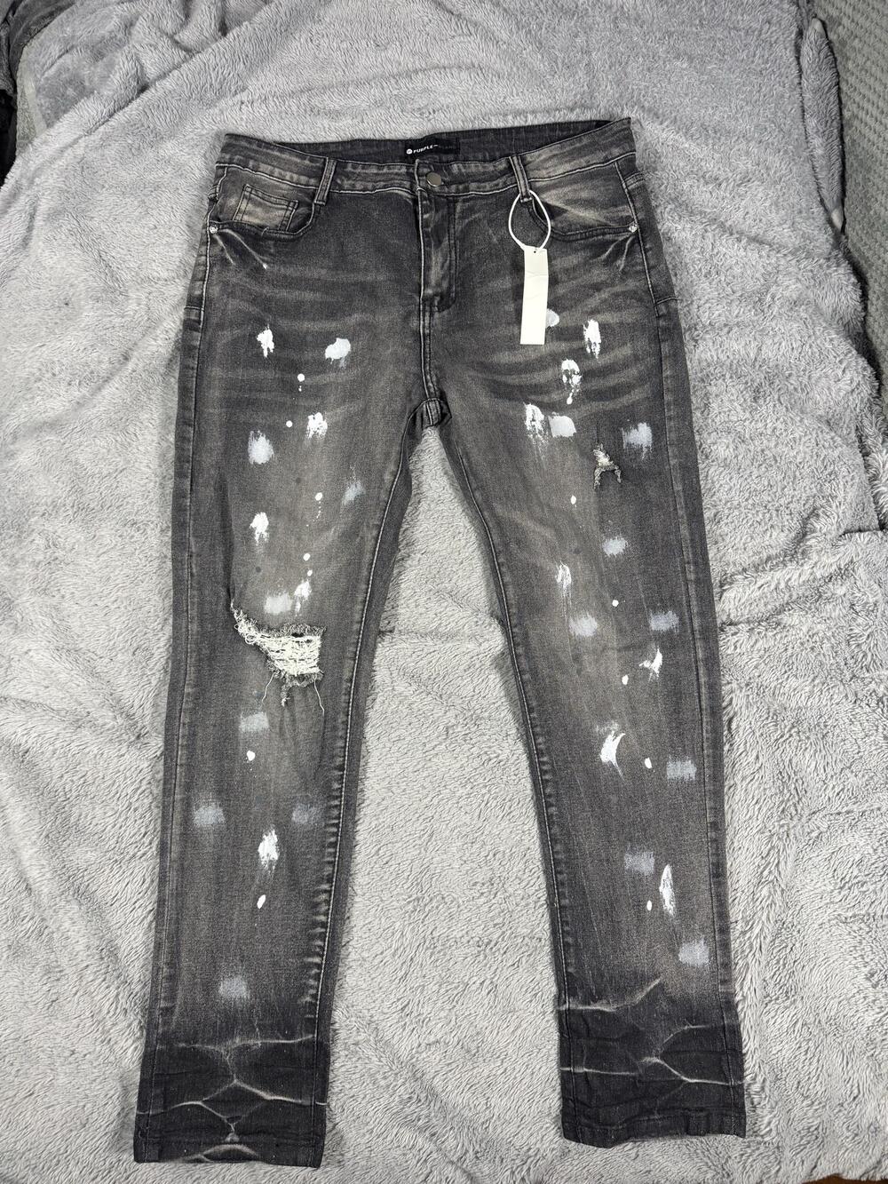 Purple Jeans Mens 34x30 Gray Dark Wash Skinny Distressed Paint Splatter Denim